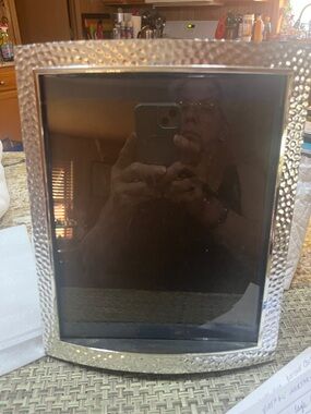 Silver Hammered Metal Picture Frame - Classic Photo Display